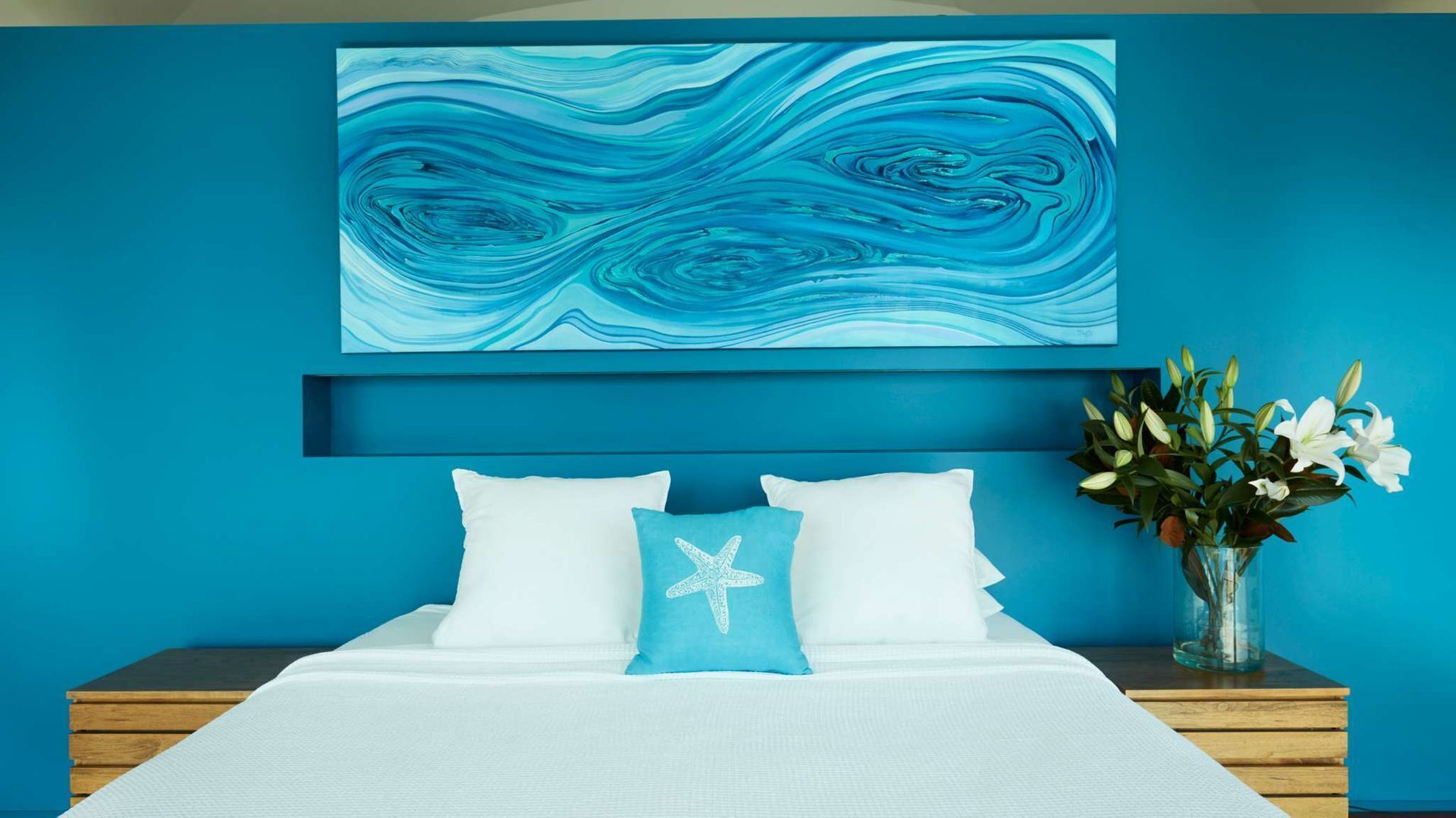 Whale Beach Hideaway by Contemporary Hotels — image 17