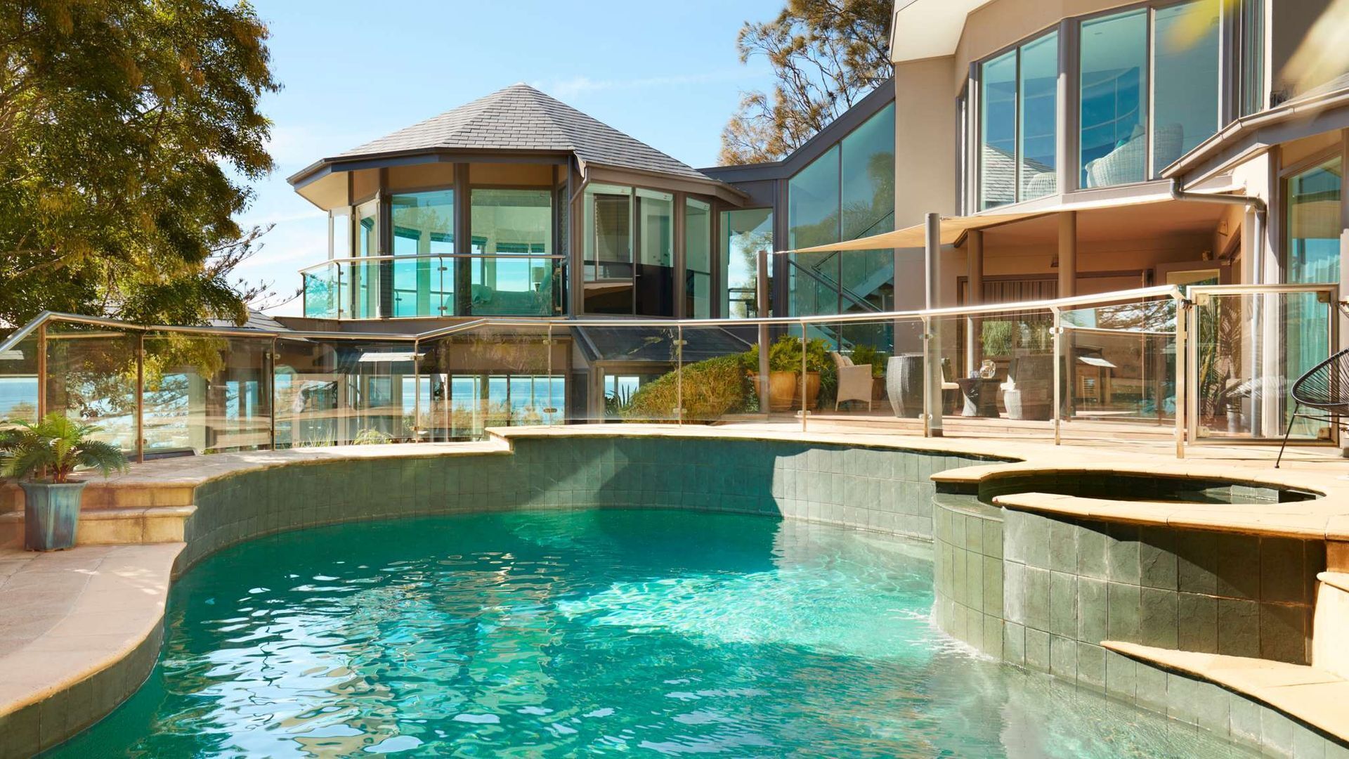 Whale Beach Hideaway by Contemporary Hotels — image 7