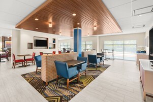 Desayuno buffet incluido todos los días 