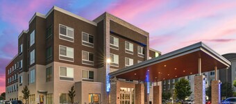 Holiday Inn Express & Suites Suisun City by IHG