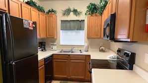 Unclassified image, 3 of 39, button - Cedar Lodge 204 (Pigeon Forge)