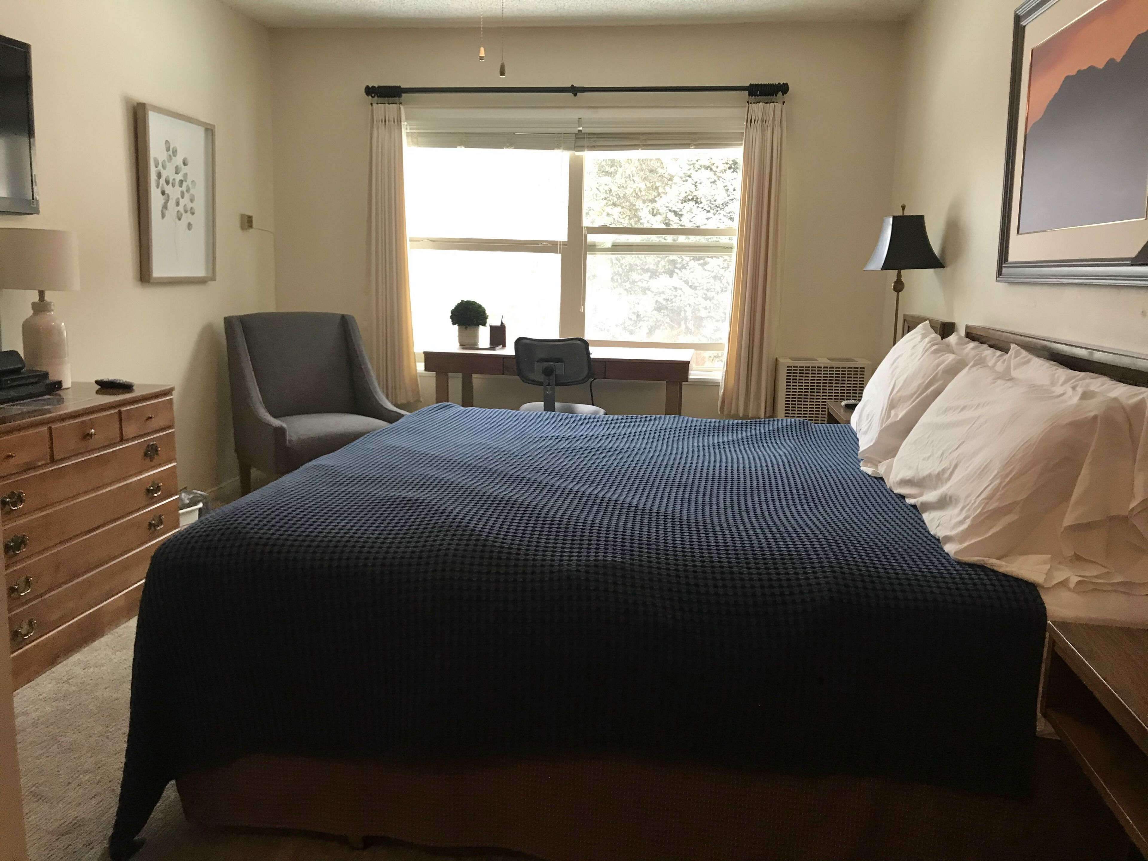 2 bedrooms, desk, free WiFi, bed sheets