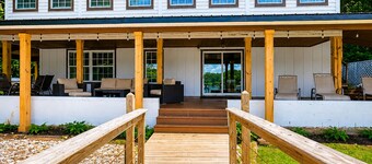 Family Friendly Lake House