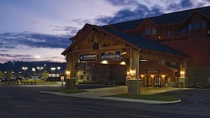A large building with a covered entrance labeled "Wyndham Vacation Resorts" and "Wilderness."