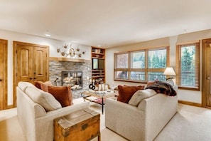 Exterior - Ski in, Ski out 3 Bedroom Mountain Residence in the Heart of Lionshead Village with Heated Slope Side Pool and Hot Tub (Vail)