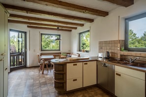 Réfrigérateur, four, plaque de cuisson, lave-vaisselle