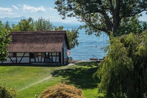 Exterior - Comfortable Apartment “OG1” in “Heinemann Guest House” Directly on Lake Constance (Langenargen)