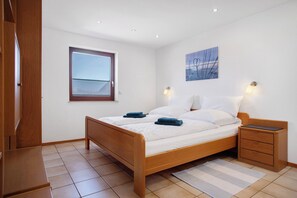 1 camera, ferro/asse da stiro, Wi-Fi gratuito, lenzuola