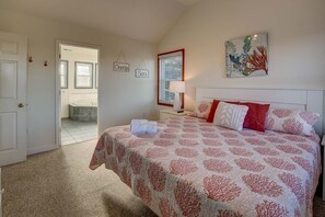 7 bedrooms, WiFi, bed sheets