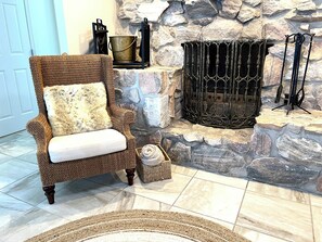 Interior - POOL, TIKI BAR, WATERFRONT  home, 8 LBI Beach passes in Mystic Island NJ  (Mystic Island)