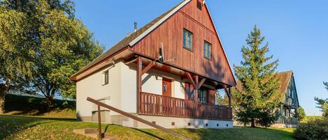 Plant, Sky, Building, Property, Window, Tree, House, Wood, Grass, Natural Landscape