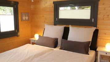 2 Schlafzimmer, Bügeleisen/Bügelbrett, Bettwäsche