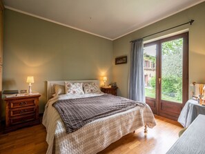 2 chambres, fer et planche à repasser, lit parapluie, Wi-Fi gratuit