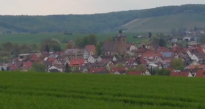 Ferienwohnung Samtrot - Weinlodge am Geissberg