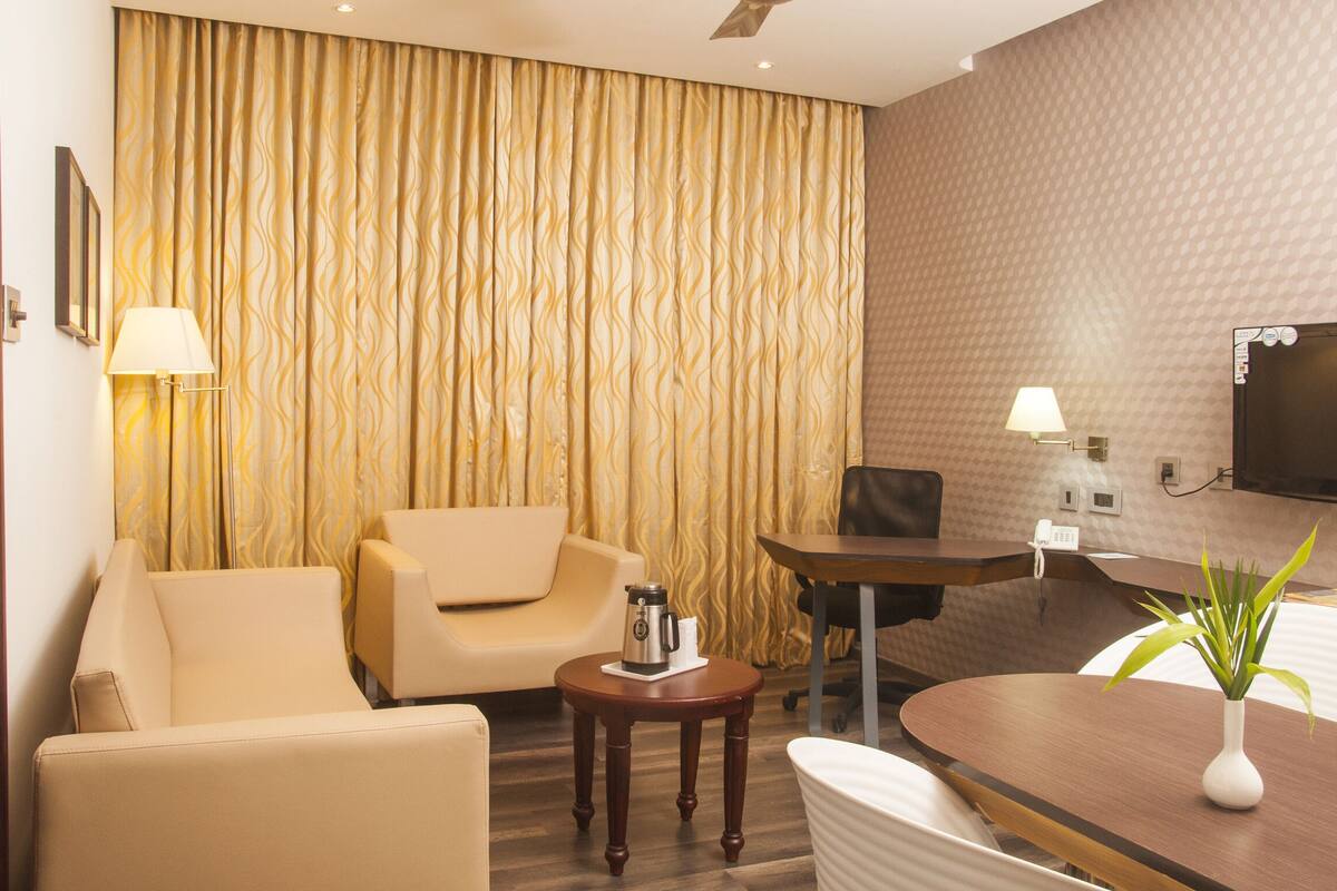 Premium Suite
