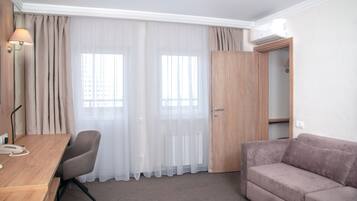 Suite | Living area