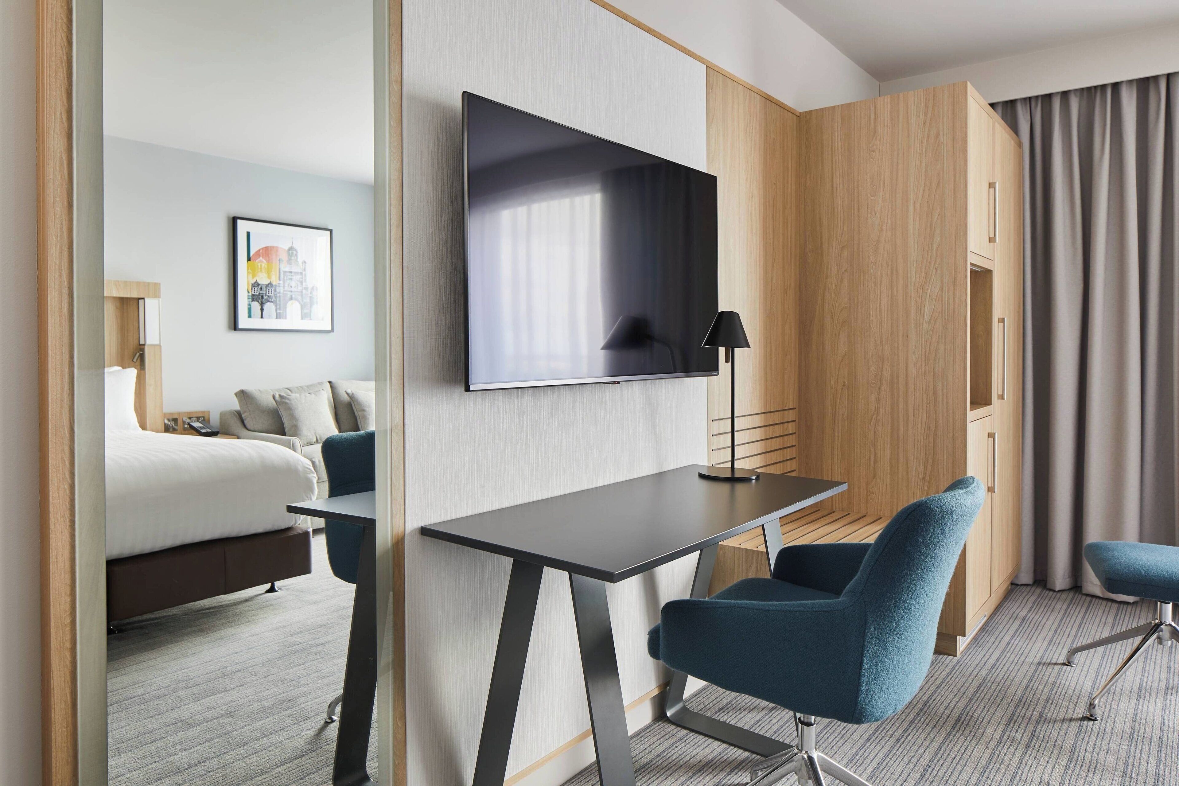 1 bedroom, hypo-allergenic bedding, minibar, in-room safe