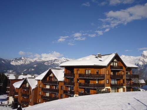 4-room duplex for 8 people at the foot of the slopes in Morillon