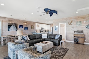 Smart TV, DVD player - Lagoon Views | Beach Access | Pool and Pier Amenities (Gulf Shores)