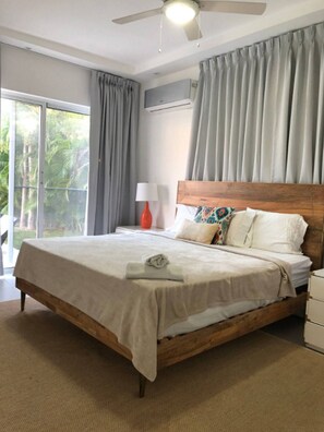 4 bedrooms, WiFi, bed sheets, wheelchair access