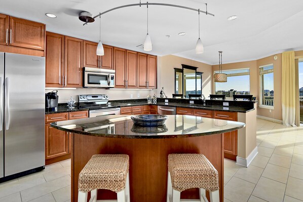 Microwave, dishwasher