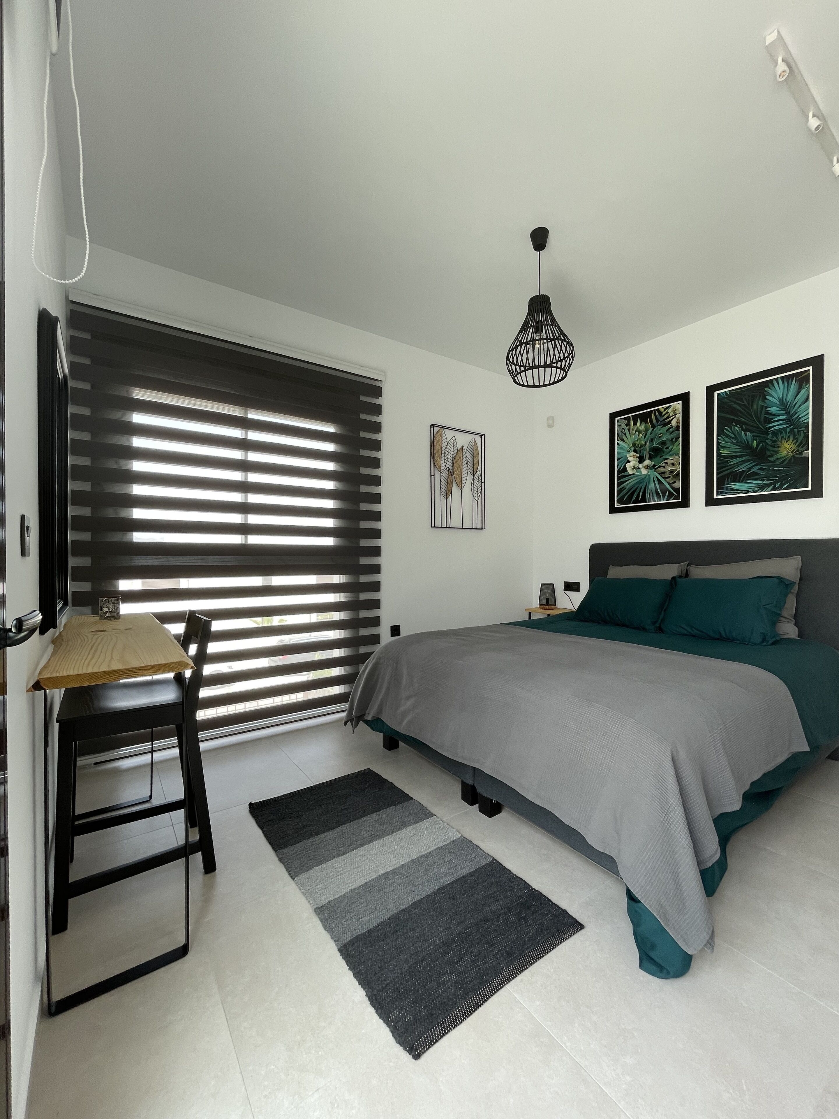 3 chambres, fer et planche à repasser, lit parapluie, Wi-Fi gratuit