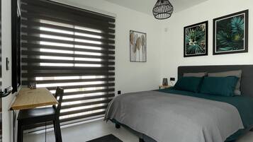3 chambres, fer et planche à repasser, lit parapluie, Wi-Fi gratuit