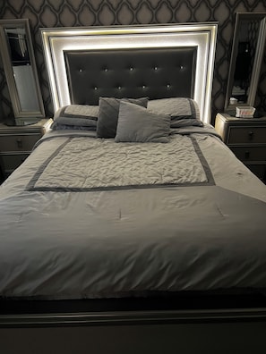 1 bedroom, iron/ironing board, free WiFi, bed sheets