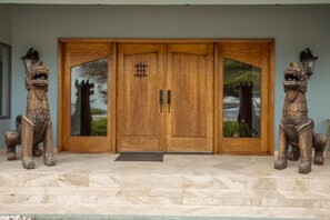 Exterior - Ocean front luxury villa on Malmok Aruba (Aruba)