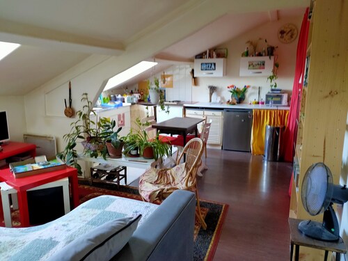 Charmant 2 pièces Clichy Levallois à 5 min en train de Paris Saint Lazarre