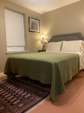 2 bedrooms, iron/ironing board, WiFi, bed sheets - Stay close to entertainment!
Downtown LR 2 bedroom apt near Simmons Bank Arena (Little Rock)