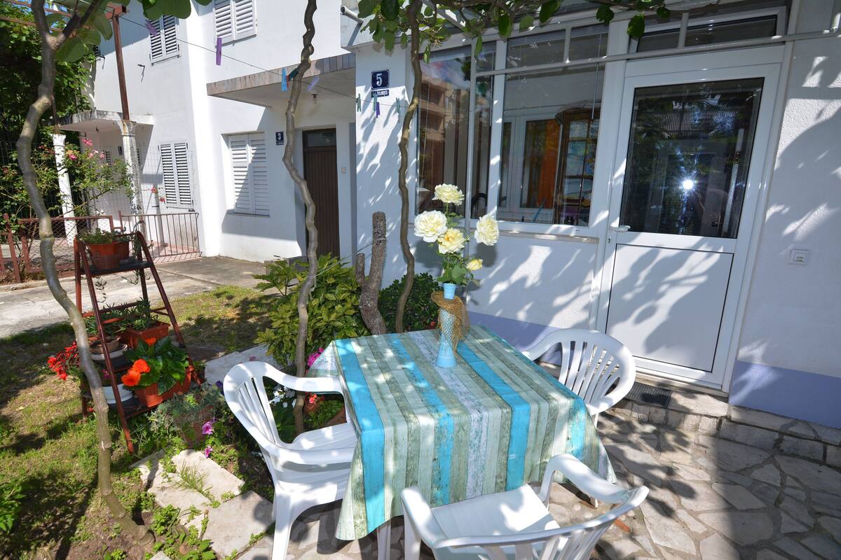Standard Studio | Terrace/patio