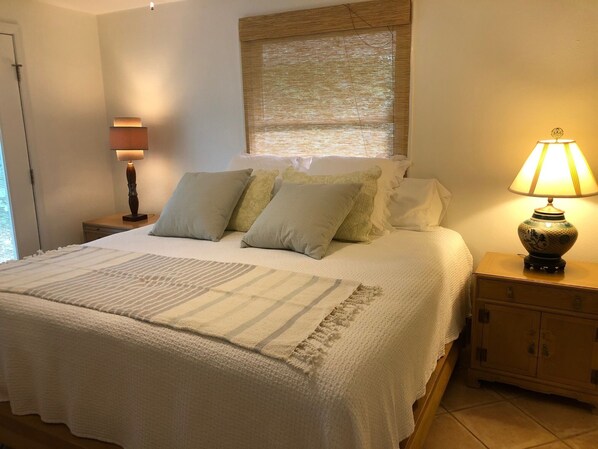 2 bedrooms, iron/ironing board, travel cot, free WiFi