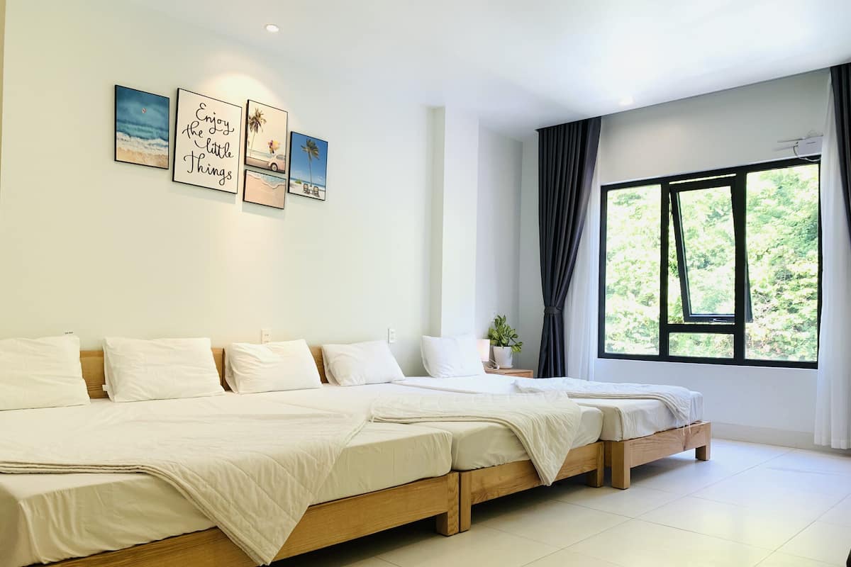 Quadruple Room | Mountain view