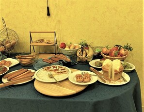 Télévision LED de 24 pouces avec chaînes numériques, télévision