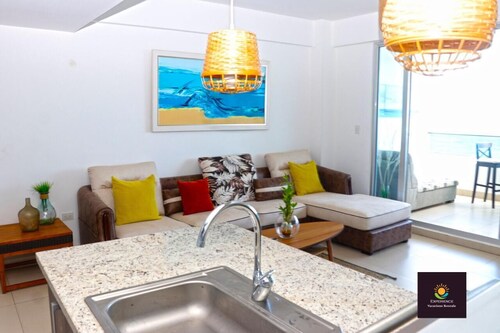 Las Olas by Experience