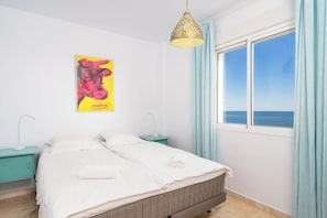 3 habitaciones, tabla de planchar con plancha y wifi gratis 