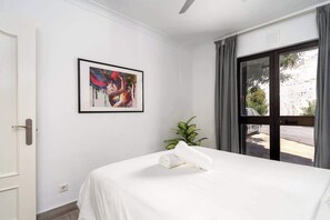 2 bedrooms, iron/ironing board, travel crib, free WiFi