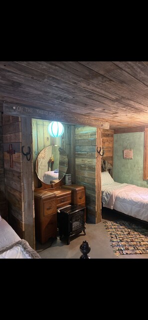 1 chambre, fer et planche à repasser, Wi-Fi gratuit, draps fournis