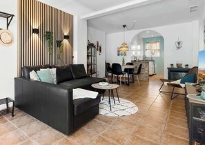 Smart TV, videojuegos, oficina