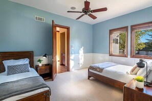 10 camere, ferro/asse da stiro, Wi-Fi gratuito, lenzuola