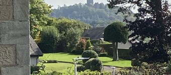 Bright, cosy lower floor flat in Victorian listed villa