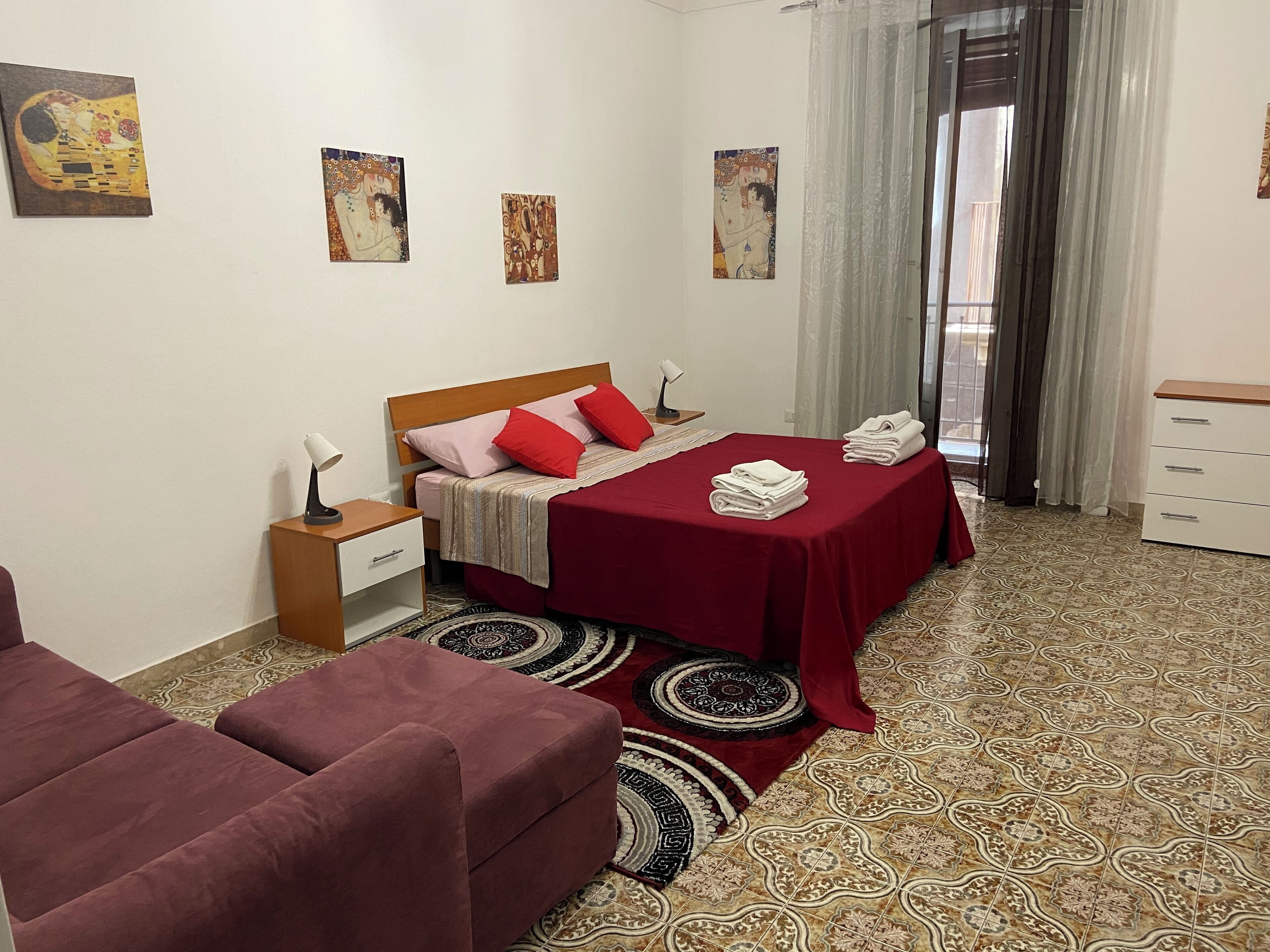 3 chambres, fer et planche à repasser, Wi-Fi gratuit, draps fournis