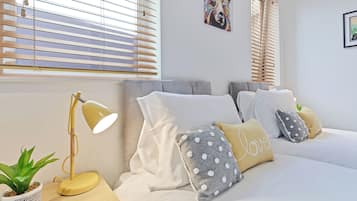 2 camere, ferro/asse da stiro, Wi-Fi gratuito, lenzuola