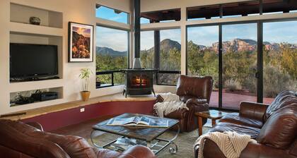 Walls of Glass - Panoramic Views, Hot Tub, Fire Pit Under the Stars