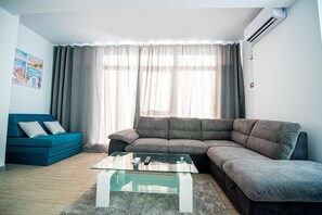 Deluxe Room | Living area - Apartament Katrina (Navodari)