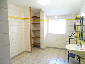 Bathroom - Gîte l'étable aux deux noix (ARC EN BARROIS)