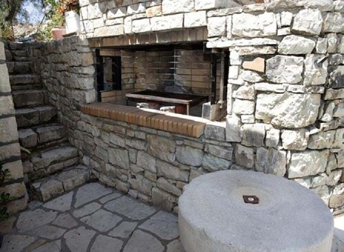 Villa with private pool in peaceful location-Villa Delfini