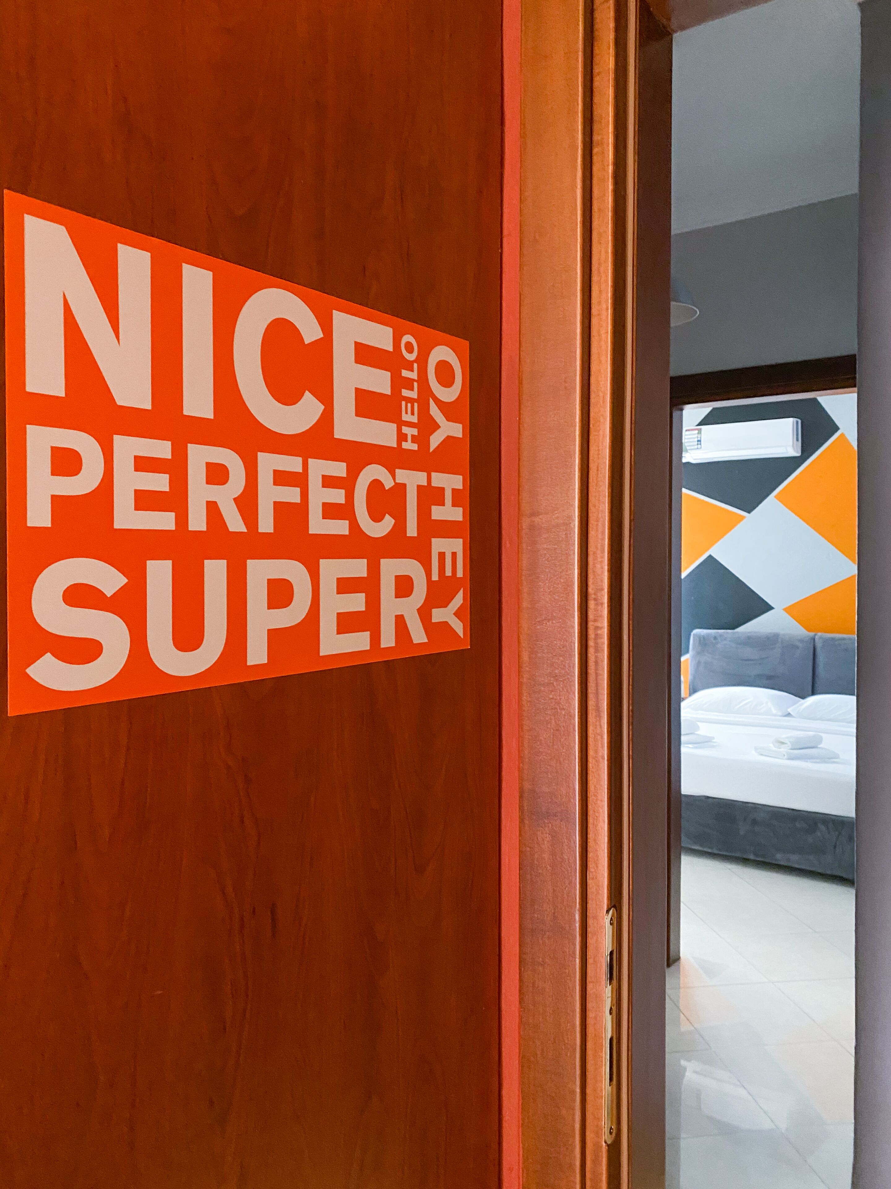 2 عدّة غرف نوم ومكواة/لوح كي وواي فاي