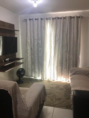 Living room - Bombinhas Residencial Ecomar (Bombinhas)